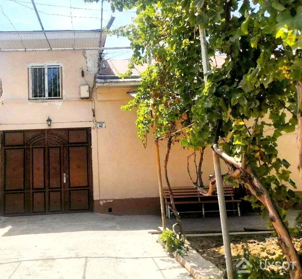 СРОЧНО: Продаётся 4-комнатный дом в Чиланзарском районе! - rasm 1